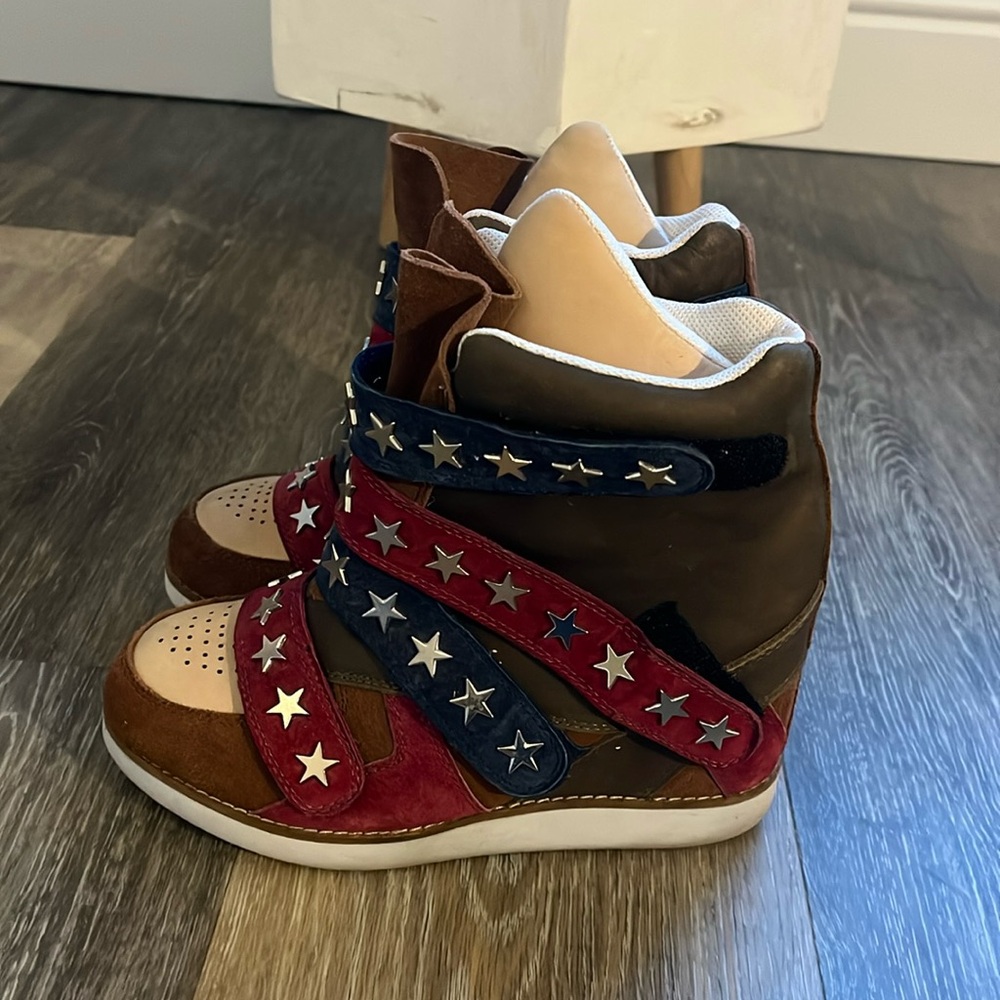 Jeffrey campbell wedges.